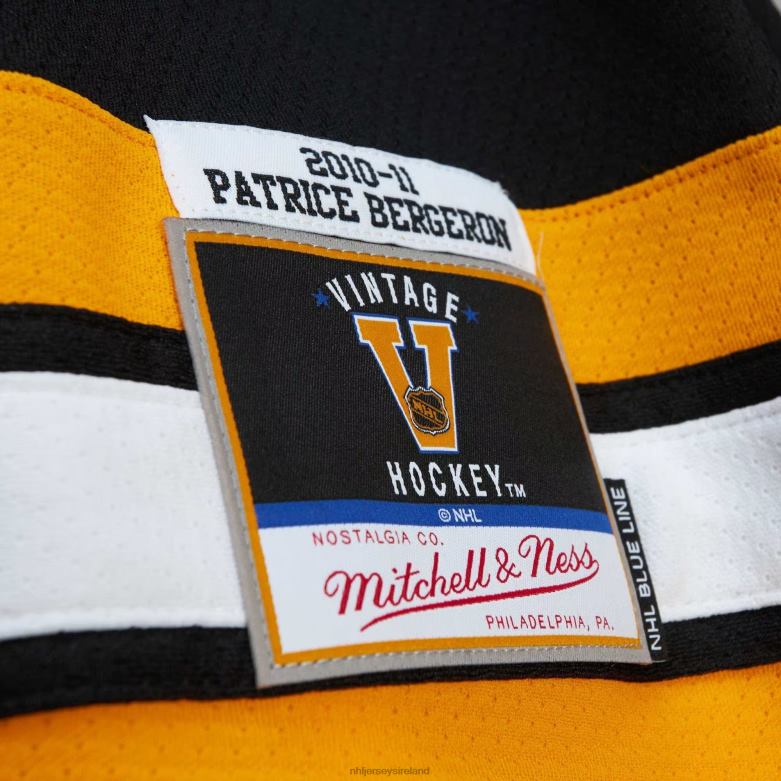 NHL Men Boston Bruins Patrice Bergeron Mitchell  Ness Black 2010 Blue Line Player Jersey D002V158 Clothing